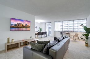 Convenient Apartment Near Airport at Crystal City